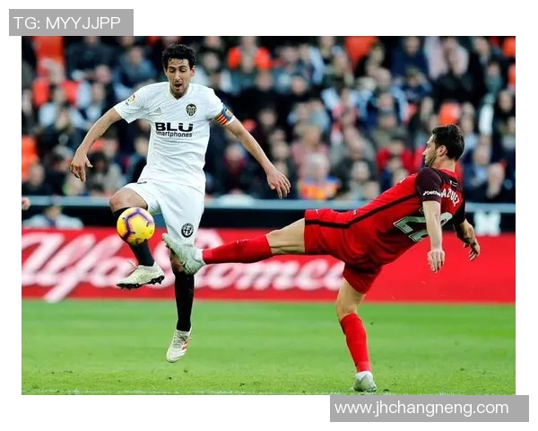 西甲焦点战瓦伦西亚主场迎战马德里竞技争夺三分之战